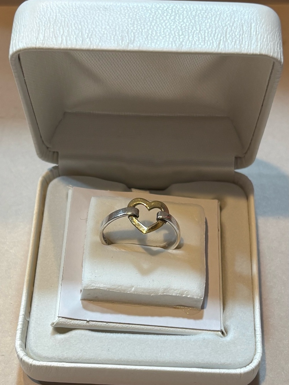 Tiffany & Co. Two-Tone Linked Heart Ring - Silver & Gold
